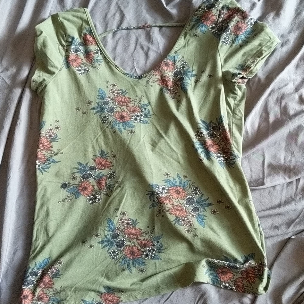 Women's Top